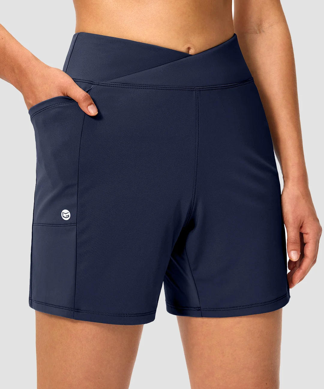 Crossover Slim Fit Shorts 6''