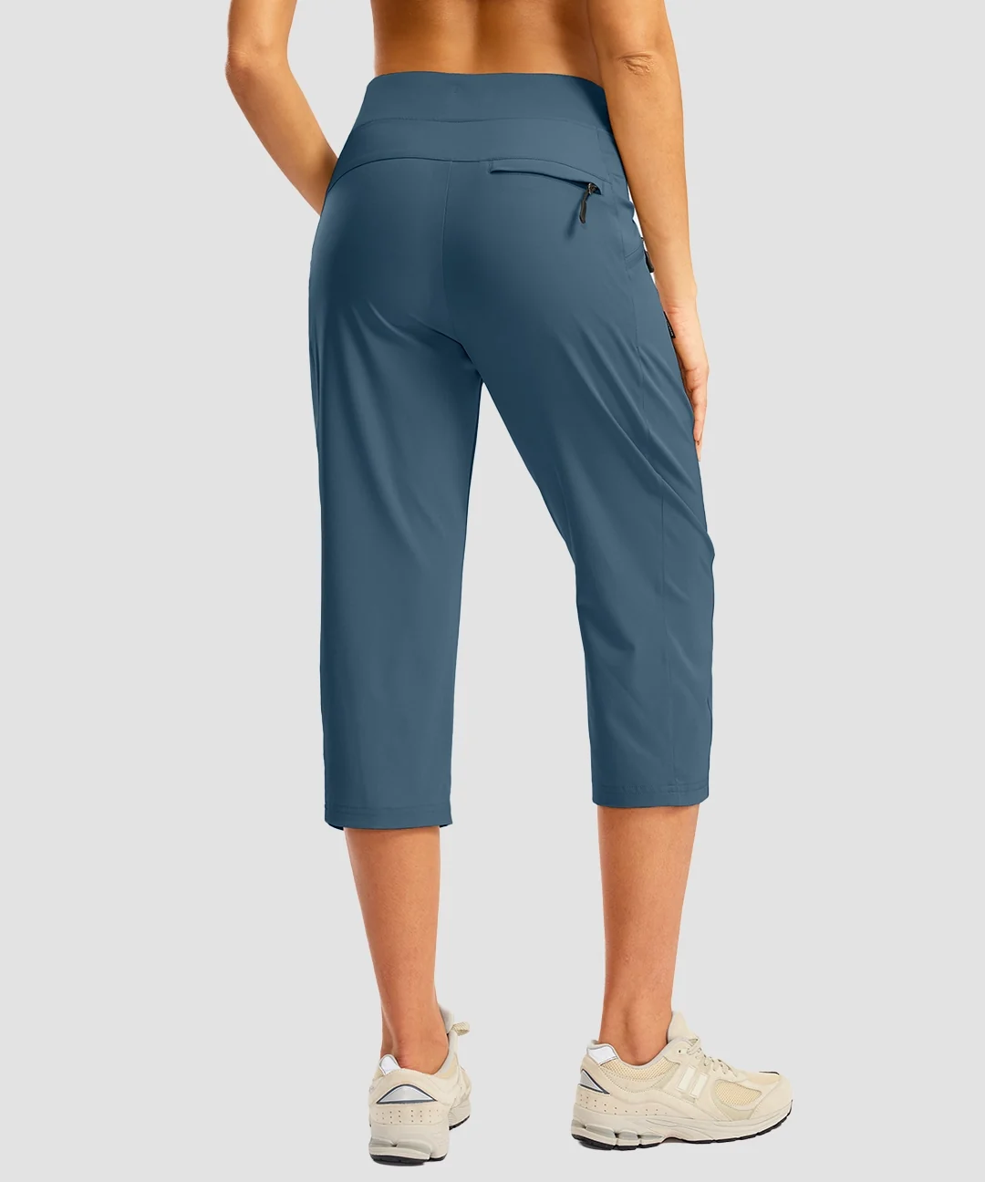 3 Zipper Pockets Hiking Capri Pants - Image 3